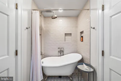 $2,795,000 | 311 Millbank Road, Bryn Mawr, PA 19010