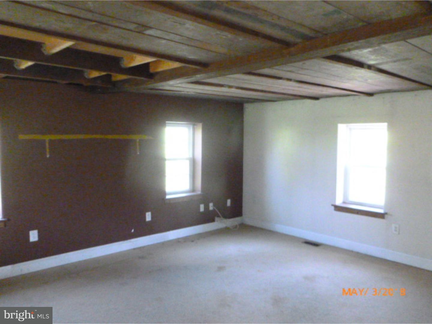 1342 Snell Road Pottstown, PA 19464 - Photo 2 of 5 Gallery Image 2