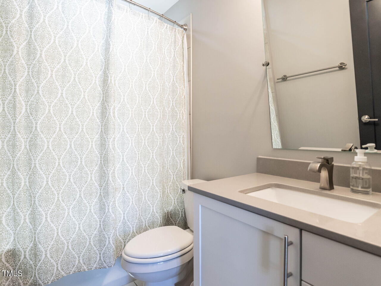 628 Coleman Street Raleigh, NC 27610 - Photo 28 of 38 028-1280x960-bathroom