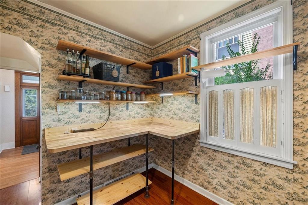 227 Elmore Road Pittsburgh, PA 15221 - Photo 17 of 50
