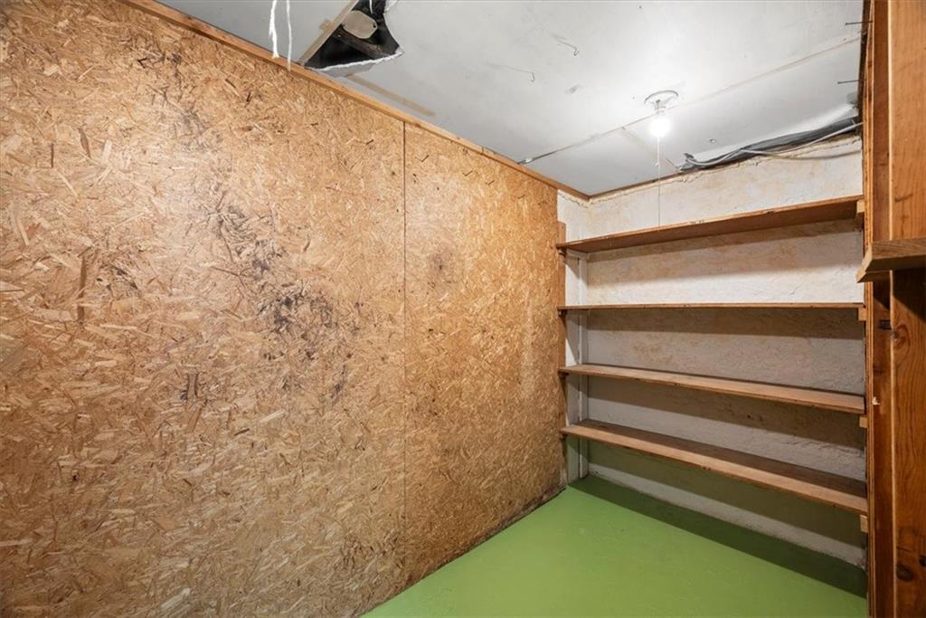 227 Elmore Road Pittsburgh, PA 15221 - Photo 38 of 50 a view of small space