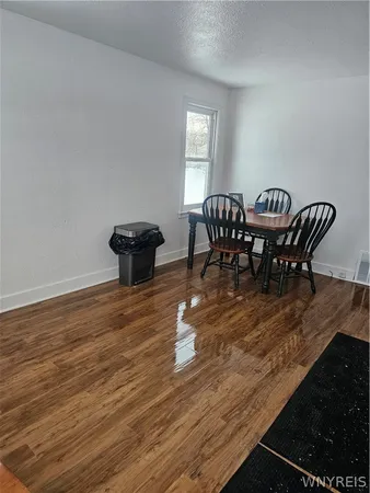 $1,300 | 2003 Virginia Avenue, Niagara Falls, NY 14305