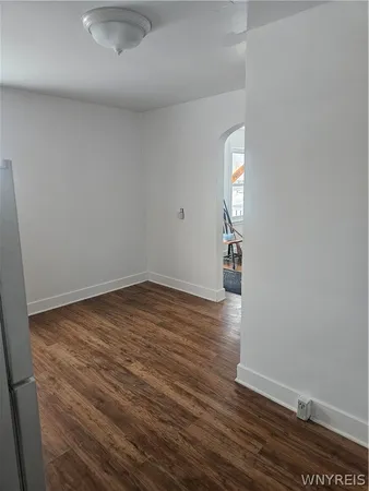 $1,300 | 2003 Virginia Avenue, Niagara Falls, NY 14305