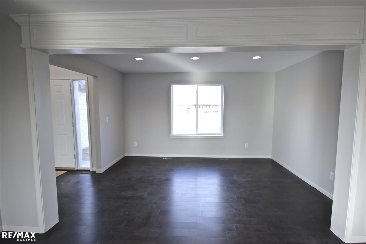 33452 Klein Road Fraser, MI 48026 - Photo 13 of 37 31351453-12.JPG