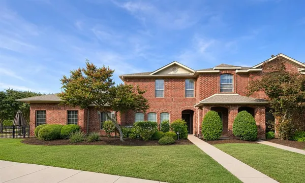 $279,999 | 575 South Virginia Hills Drive, Unit 105, McKinney, TX 75072