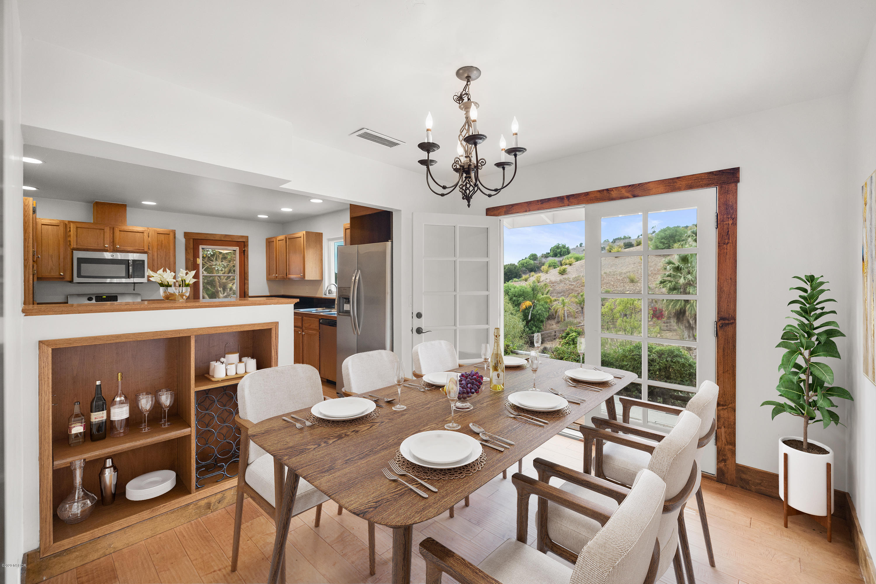 1051 Palomino Road Santa Barbara, CA 93105 - Photo 10 of 23 8D5A1888_final