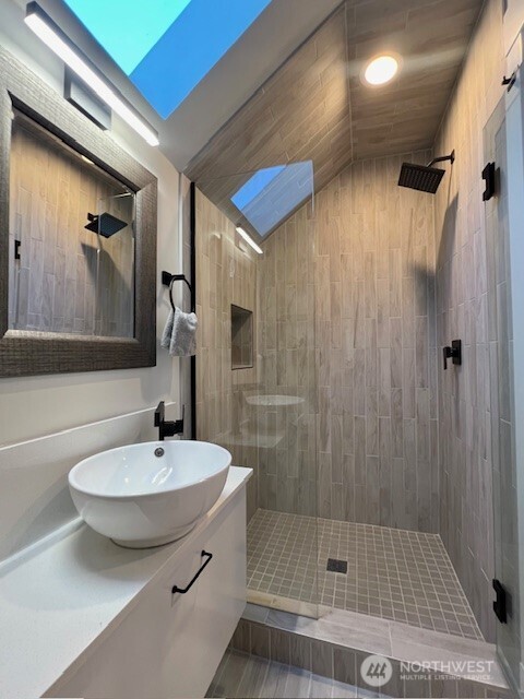 11026 Avondale Road Northeast Redmond, WA 98053 - Photo 28 of 40 Gallery Image 28