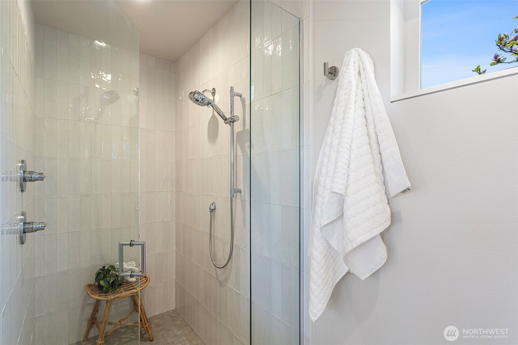 1127 Northwest 58th Street, Unit B Seattle, WA 98107 - Photo 27 of 30 a bathroom with a shower