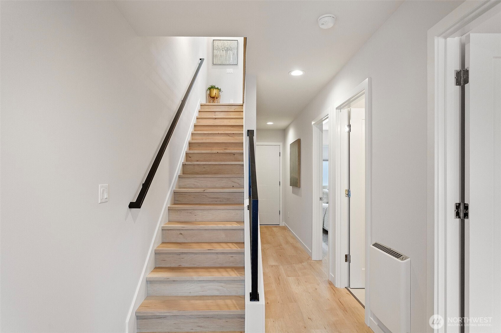 1127 Northwest 58th Street, Unit B Seattle, WA 98107 - Photo 3 of 30 a view of an entryway