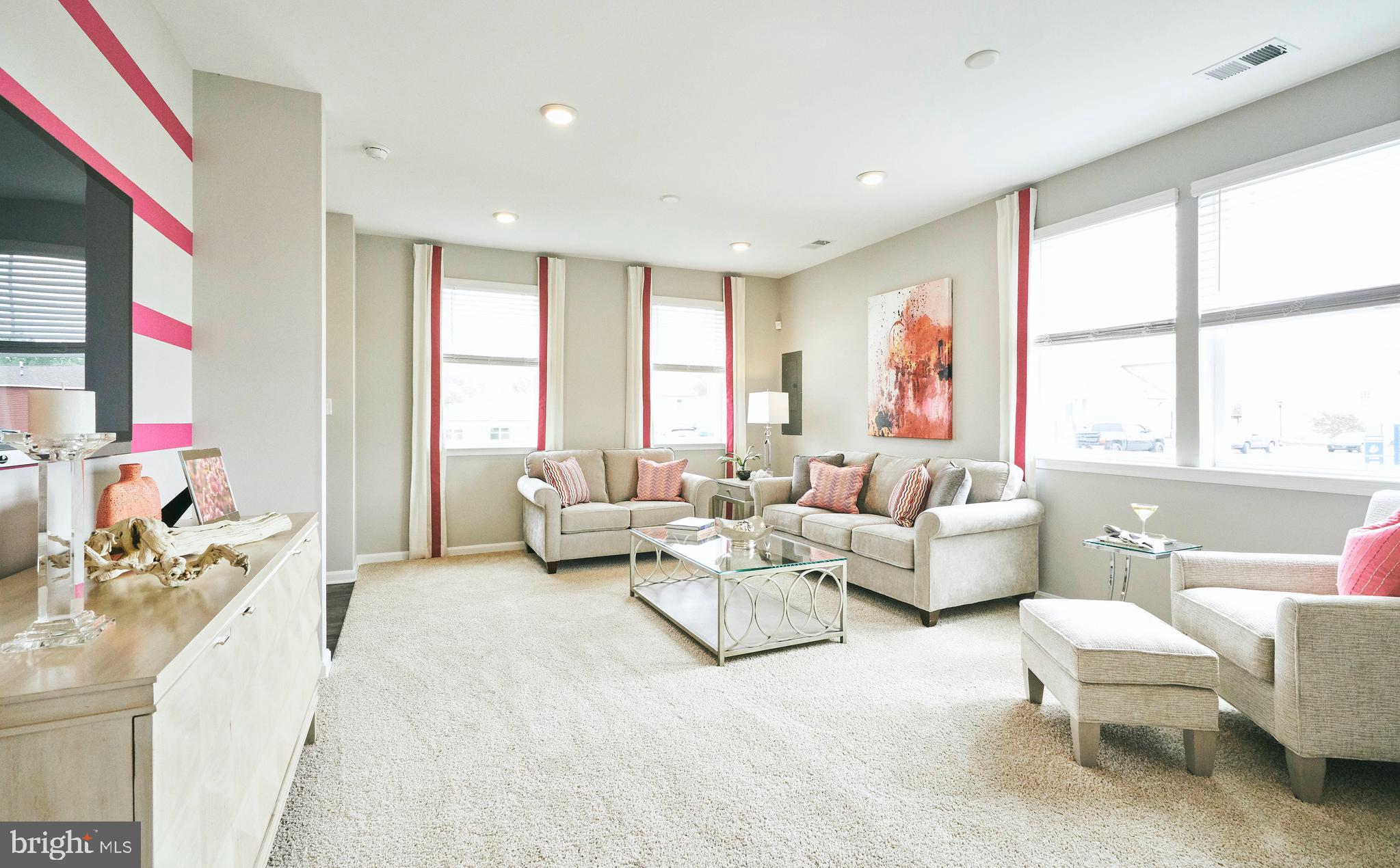 412 Ridgley Boulevard Dover, DE 19904 - Photo 4 of 34