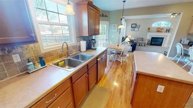 $475,000 | 8272 Gabion Way, Clay, NY 13090