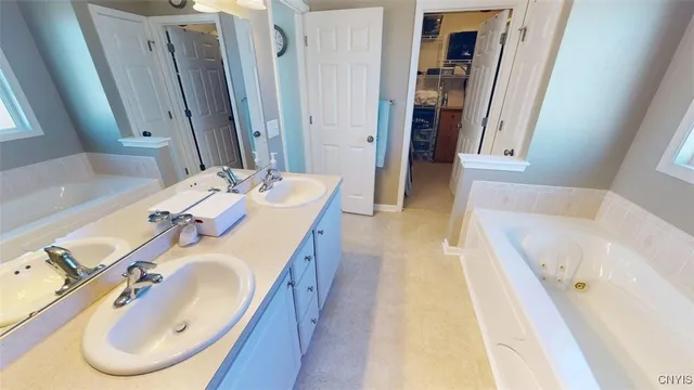 $475,000 | 8272 Gabion Way, Clay, NY 13090