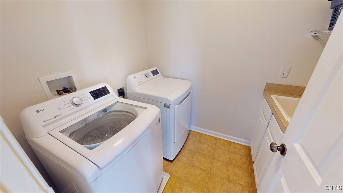 8272 Gabion Way Clay, NY 13090 - Photo 30 of 48