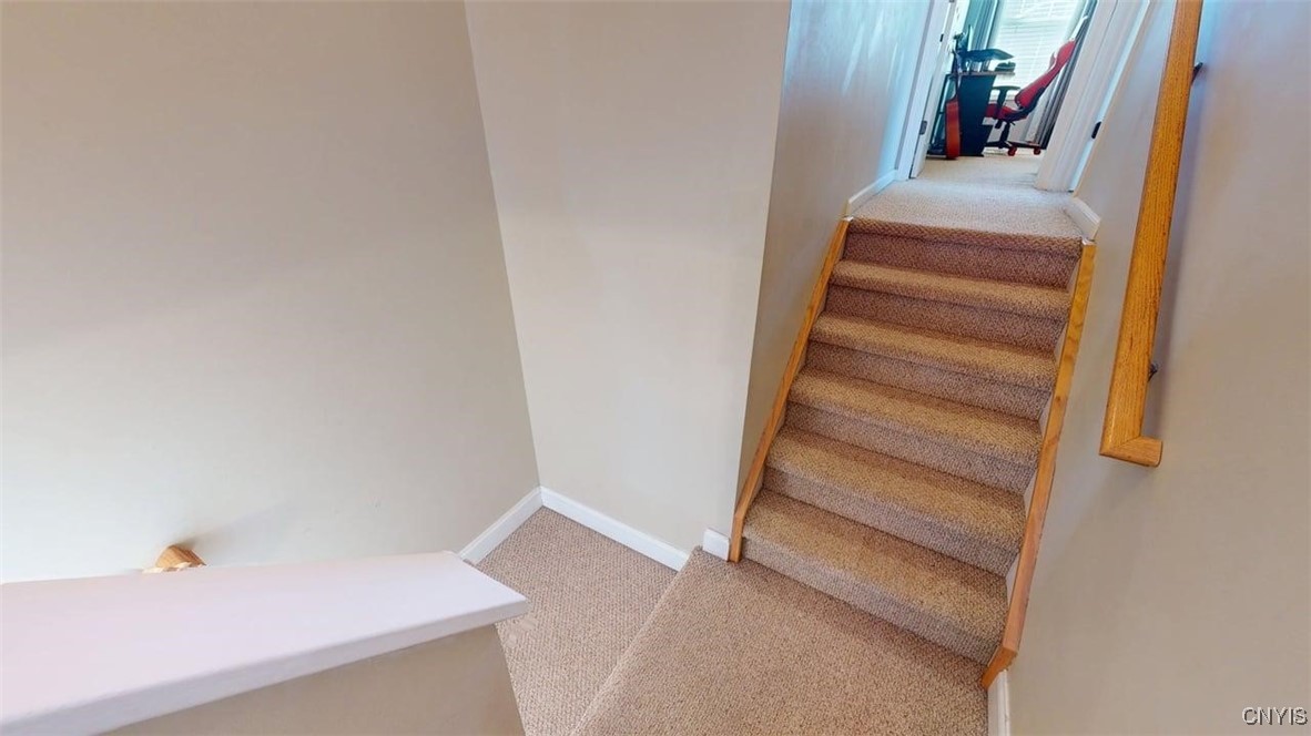 8272 Gabion Way Clay, NY 13090 - Photo 31 of 48