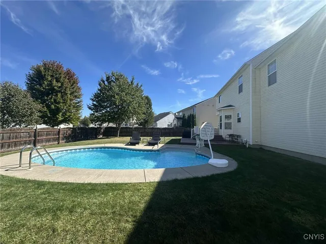 $475,000 | 8272 Gabion Way, Clay, NY 13090