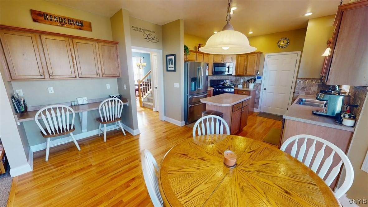 8272 Gabion Way Clay, NY 13090 - Photo 10 of 48