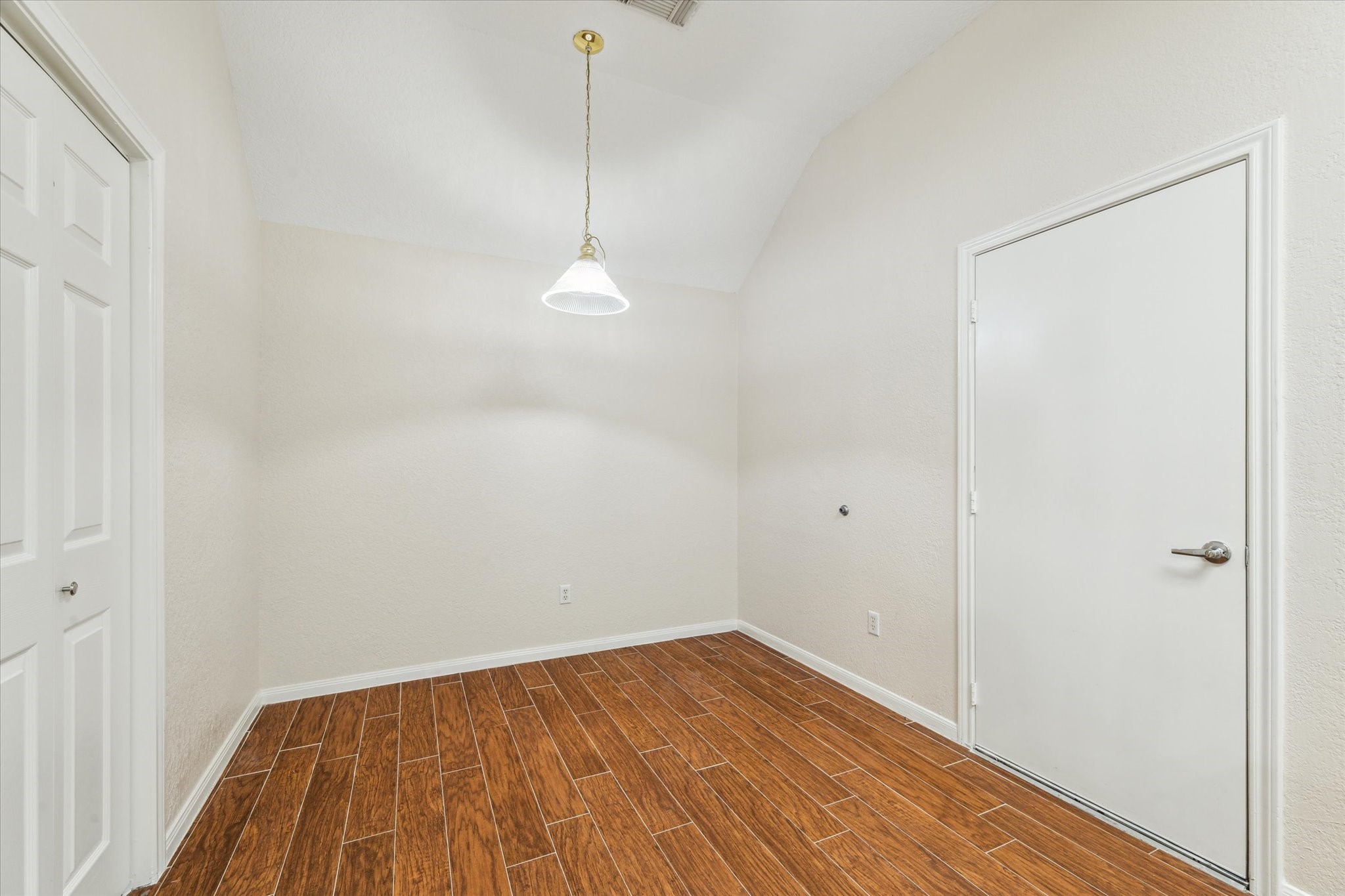 2806 Crescent Star Road Spring, TX 77388 - Photo 11 of 23 Breakfast area with access to garage and utility closet.