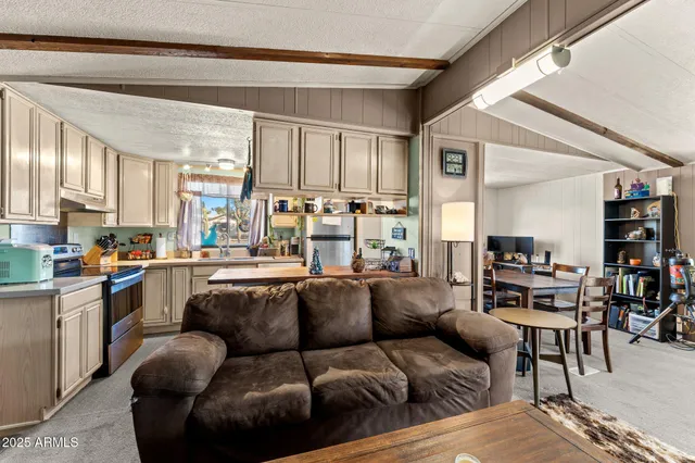 $214,900 | 22655 Henderson Street, Congress, AZ 85332