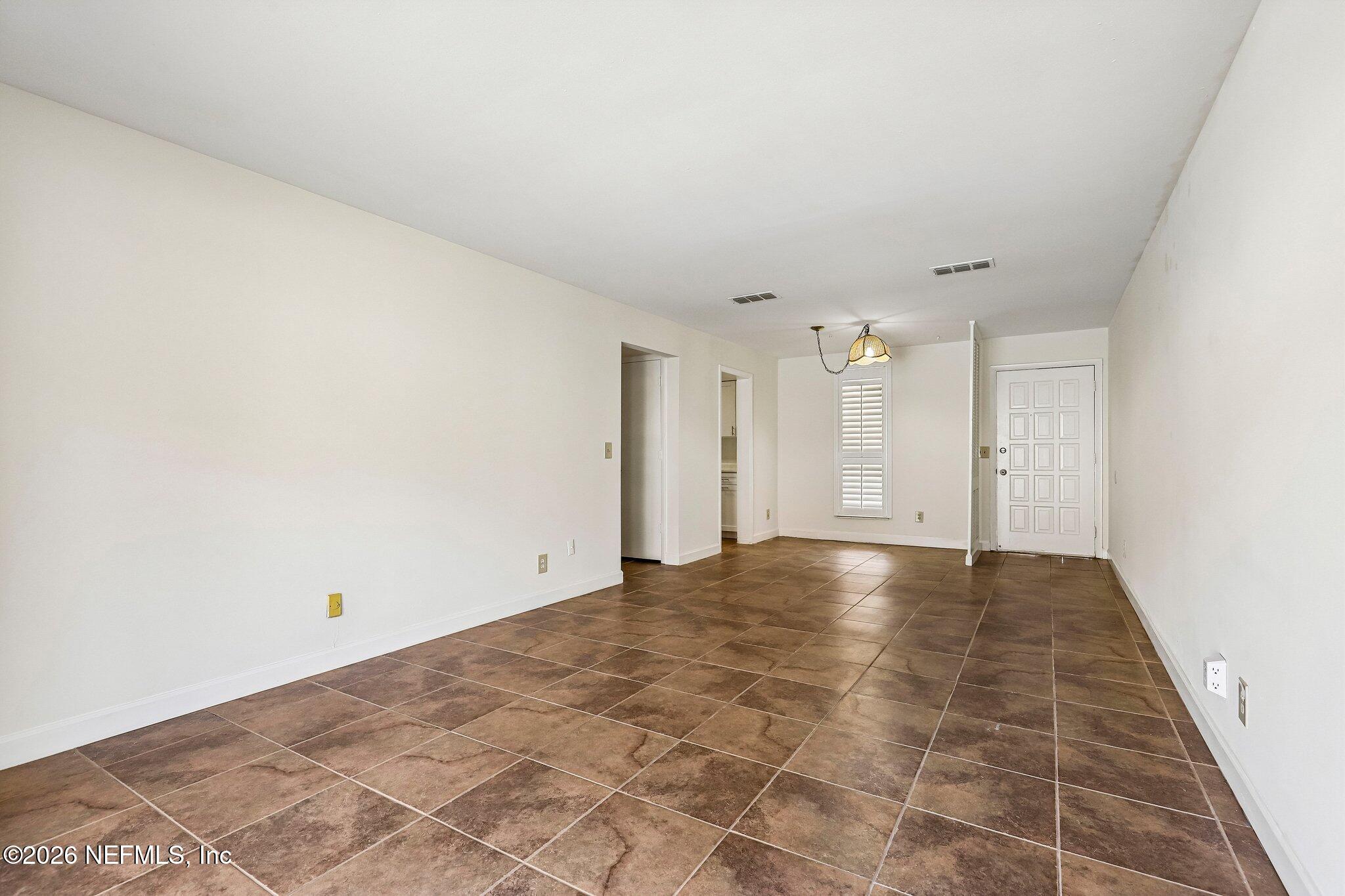 1735 El Camino Road, Unit 2 Jacksonville, FL 32216 - Photo 11 of 31 11-web-or-mls-El Camino Rd 2-S2904-011