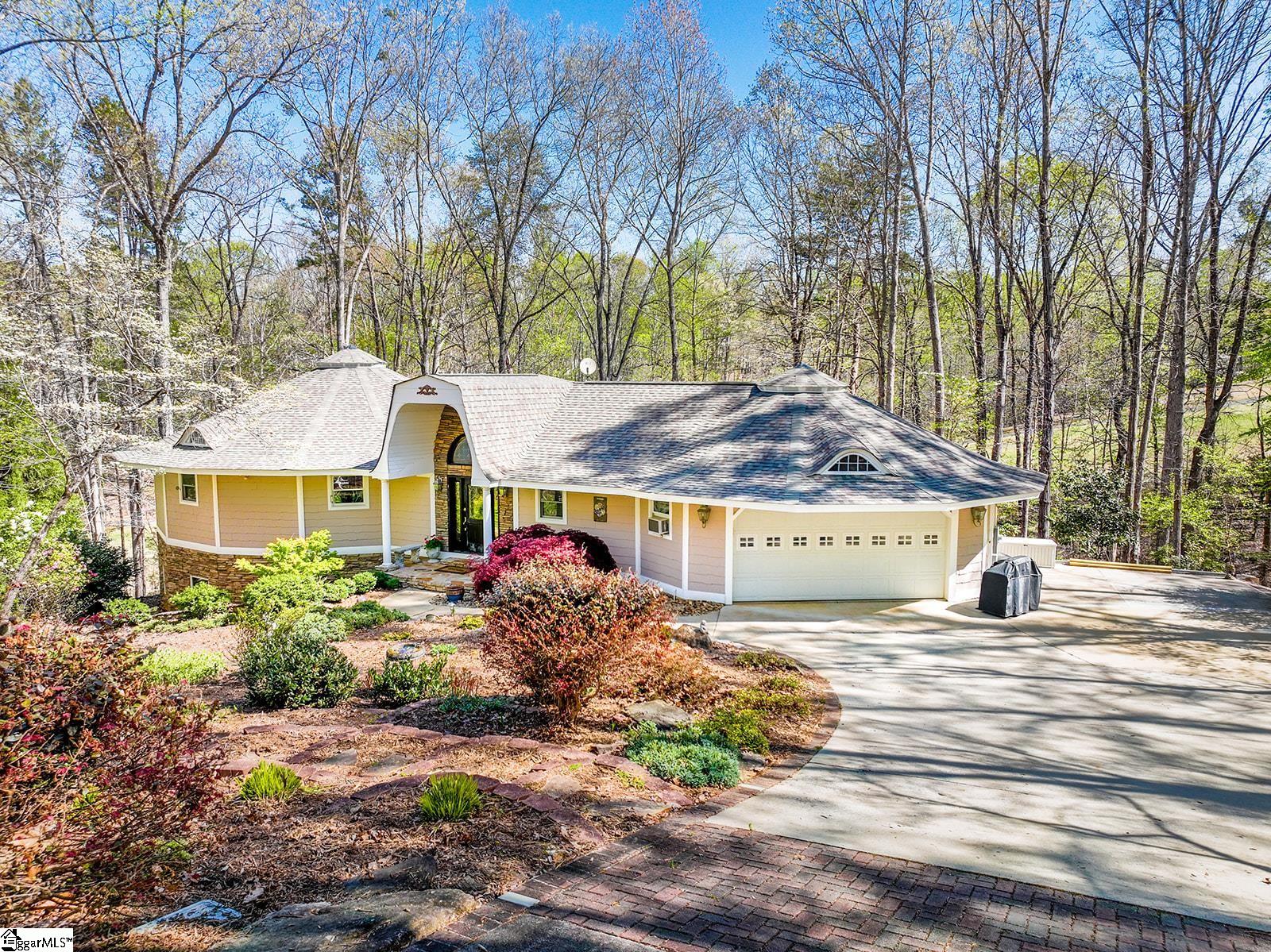 323 Nicklaus Road Westminster, SC 29693 - Photo 3 of 34 Gallery Image 3