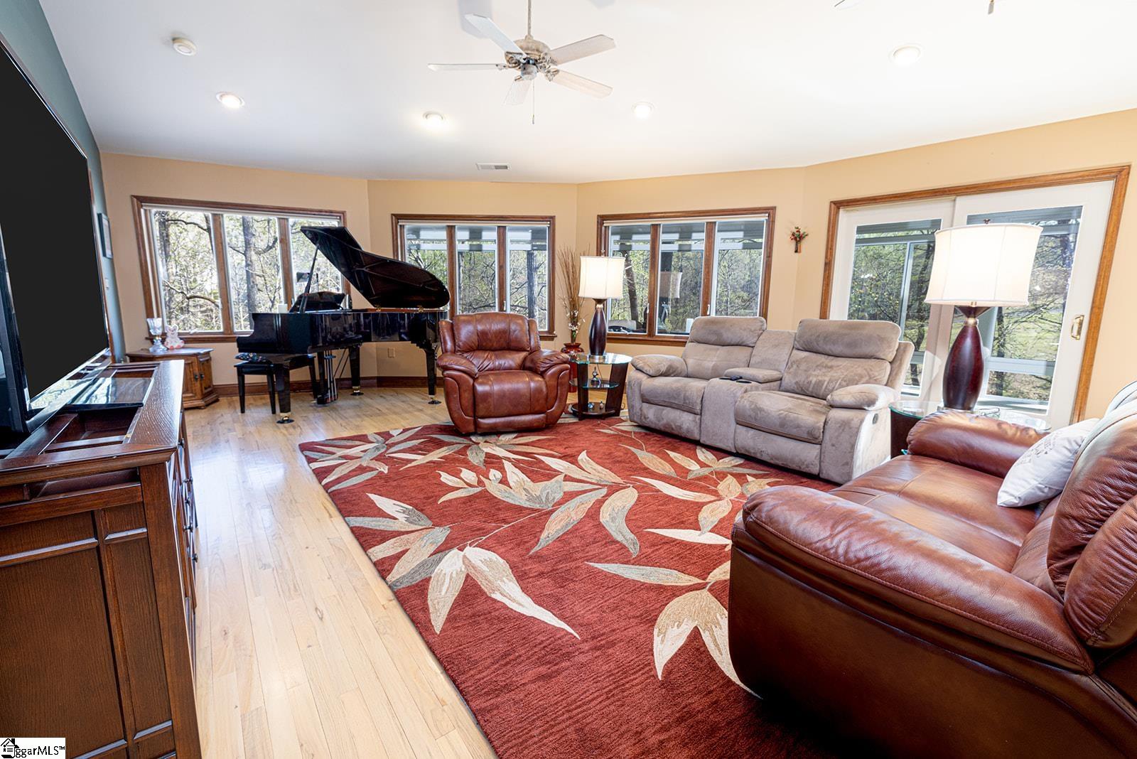 323 Nicklaus Road Westminster, SC 29693 - Photo 10 of 34 Gallery Image 10