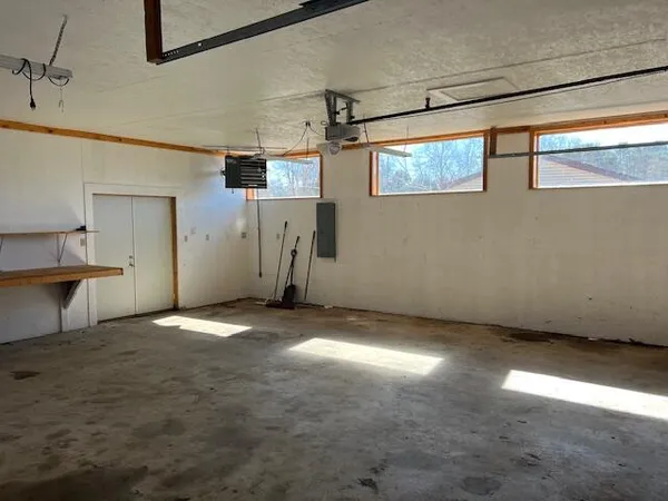 $189,900 | 14455 Frances Avenue, Battle Creek, MI 49017