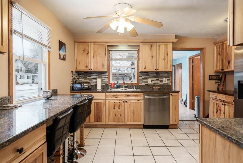 1323 Middle Street Beloit, WI 53511 - Photo 7 of 28