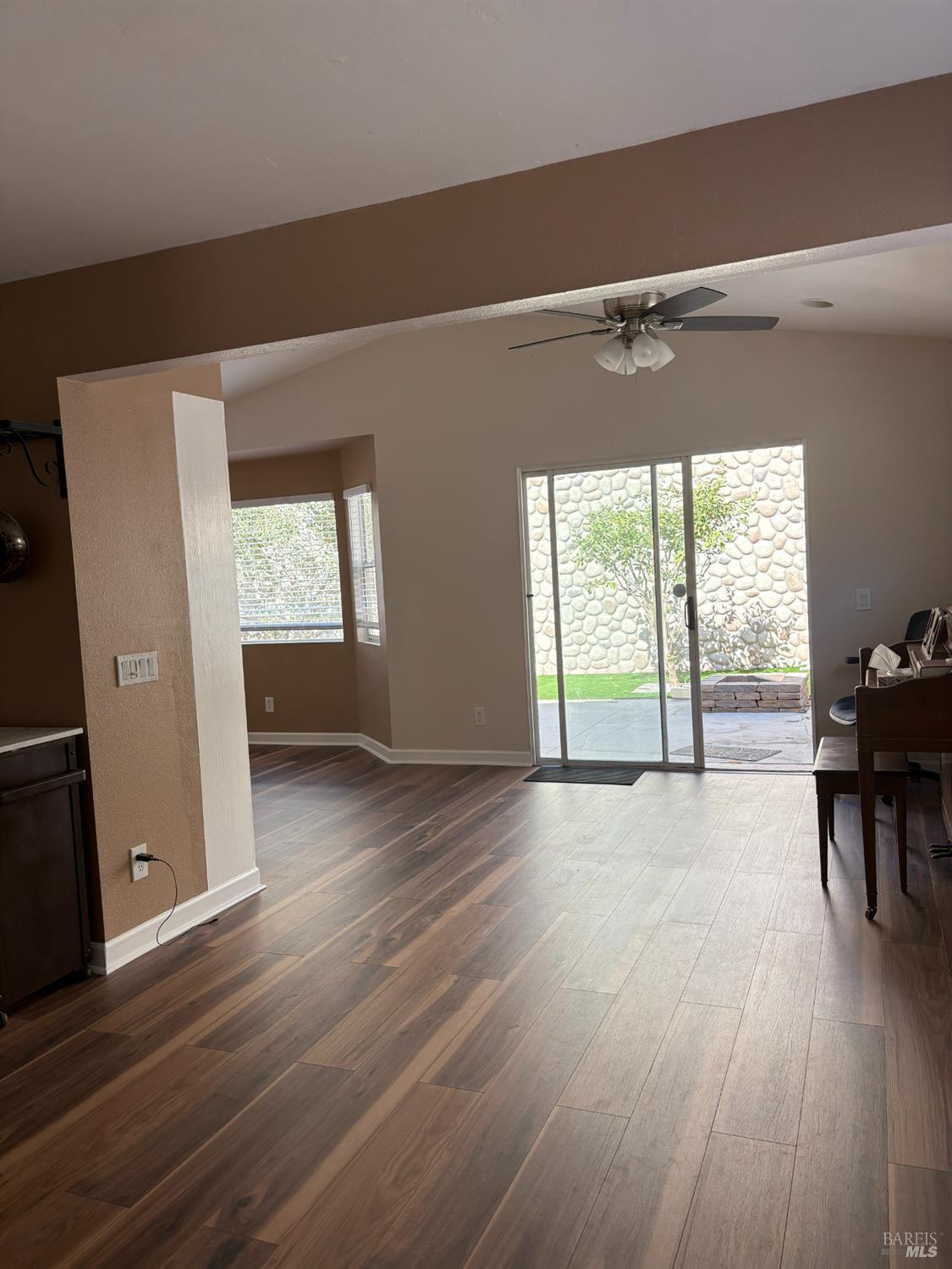 8754 Park Run Road San Diego, CA 92129 - Photo 17 of 26