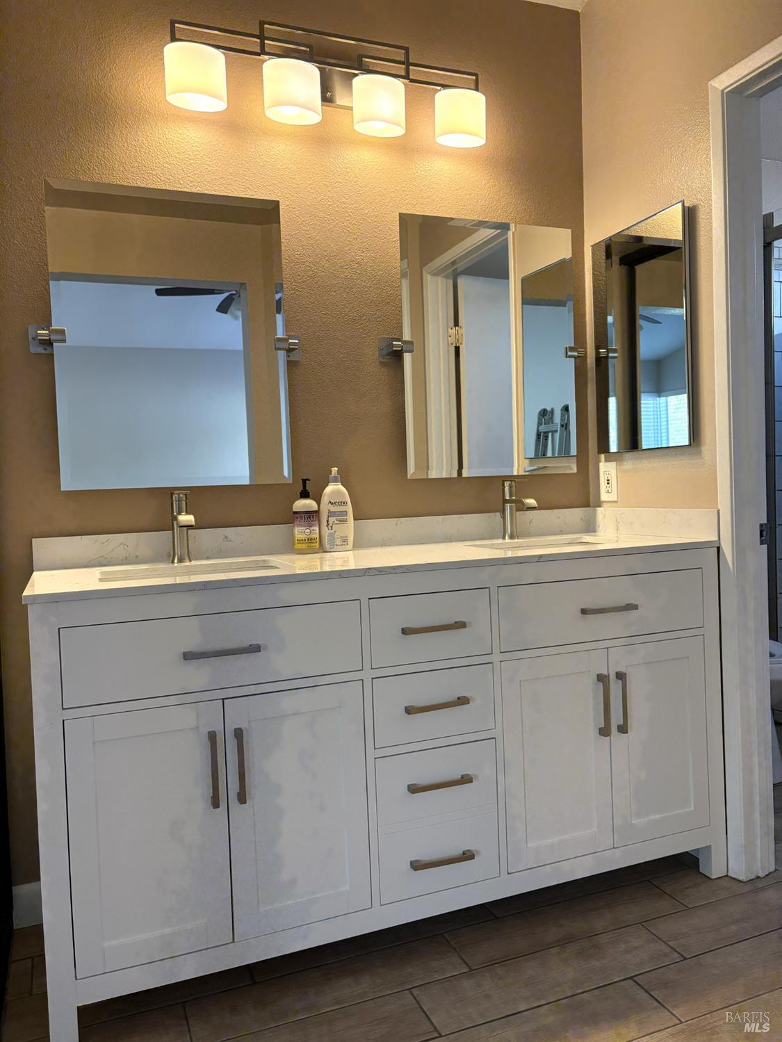 8754 Park Run Road San Diego, CA 92129 - Photo 9 of 26