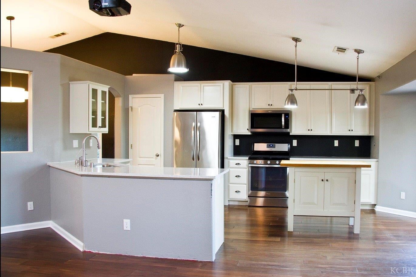 1061 West Audubon Road Hanford, CA 93230 - Photo 9 of 10 Gallery Image 9