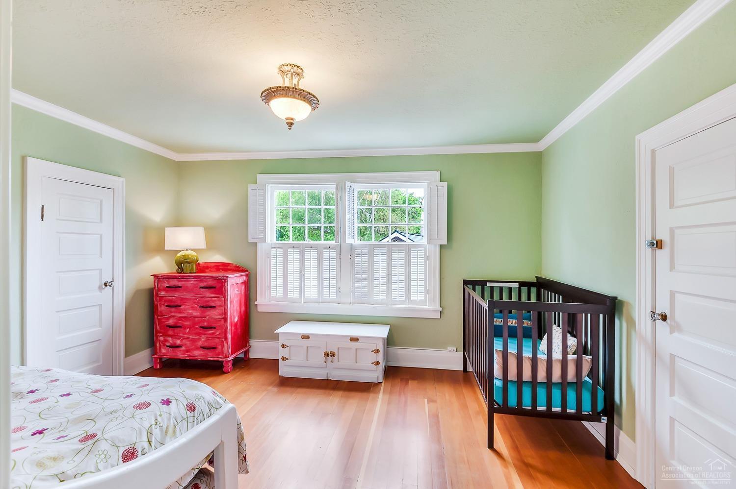 846 Northwest Riverside Boulevard Bend, OR 97703 - Photo 18 of 25 Additional Photo