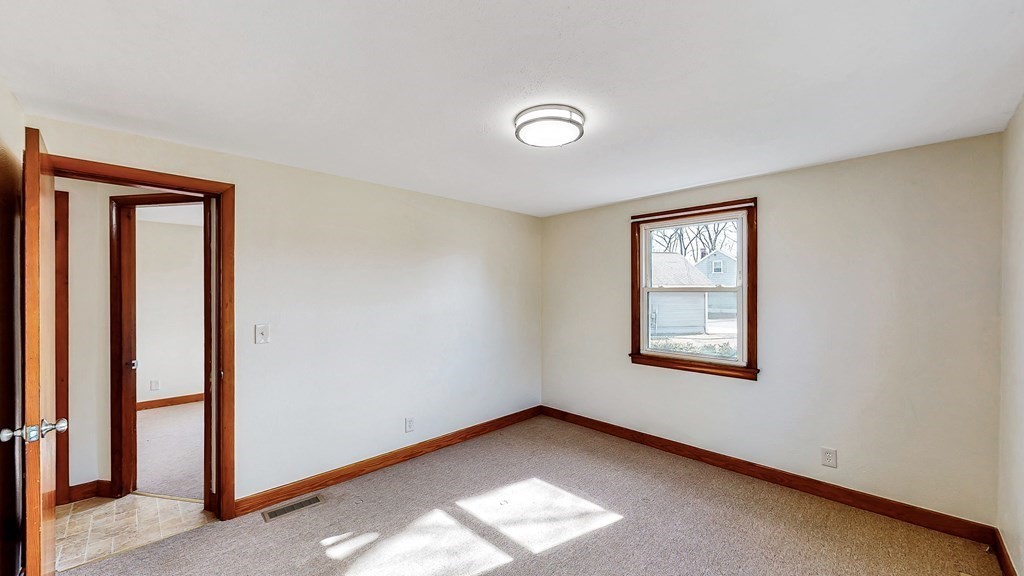 1277 Granby Road Chicopee, MA 01020 - Photo 20 of 35 Gallery Image 20