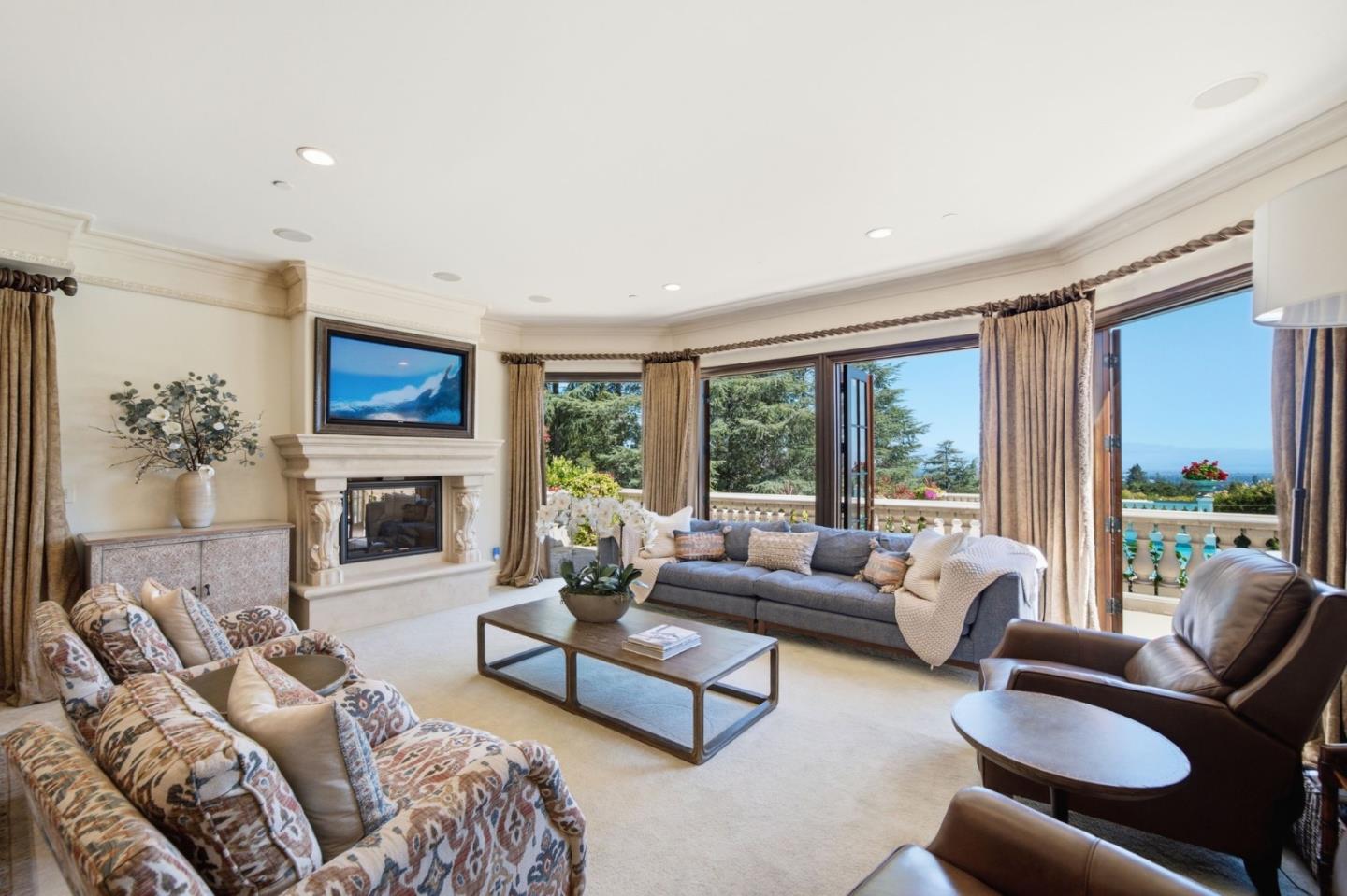 10285 Magdalena Road Los Altos Hills, CA 94024 - Photo 16 of 63 Gallery Image 16
