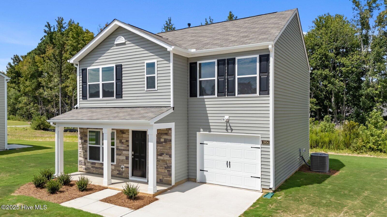 3907 Falcon Court Wilson, NC 27896 - Photo 4 of 38 3-custom-DJI_20250822141406_0173_D_1