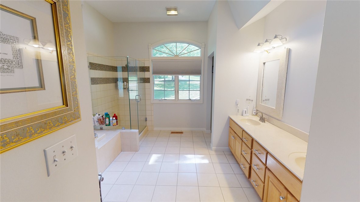 107 Faries Park Decatur, IL 62526 - Photo 21 of 48 Gallery Image 21