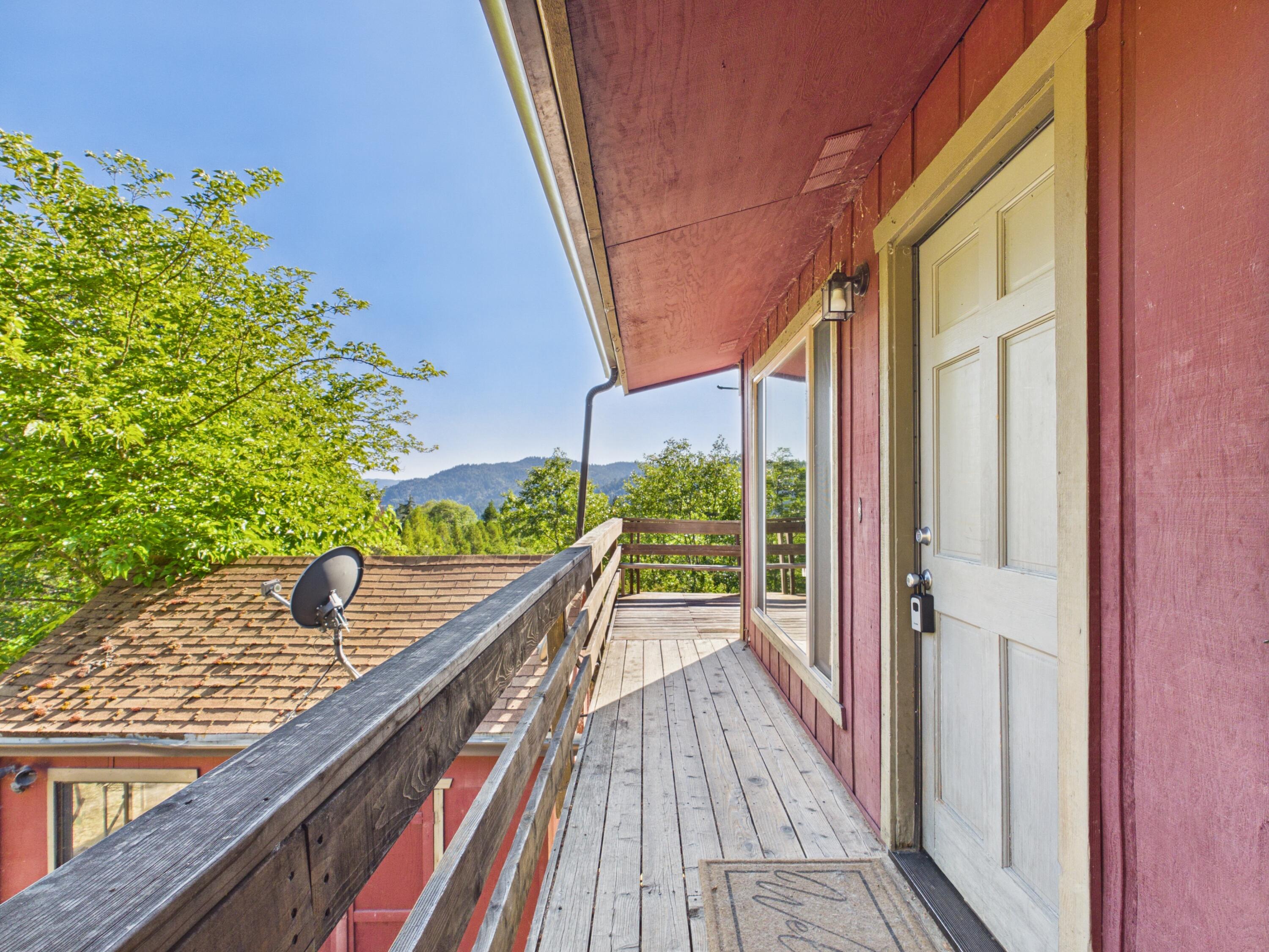 133 Arthur Road Garberville, CA 95542 - Photo 33 of 60