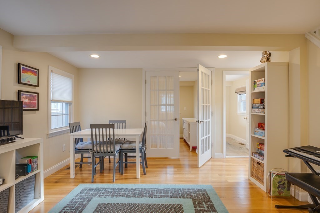 48 South Road Bedford, MA 01730 - Photo 12 of 42 Gallery Image 12