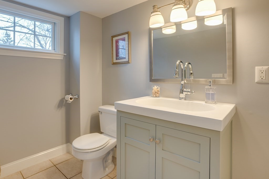 48 South Road Bedford, MA 01730 - Photo 16 of 42 Gallery Image 16