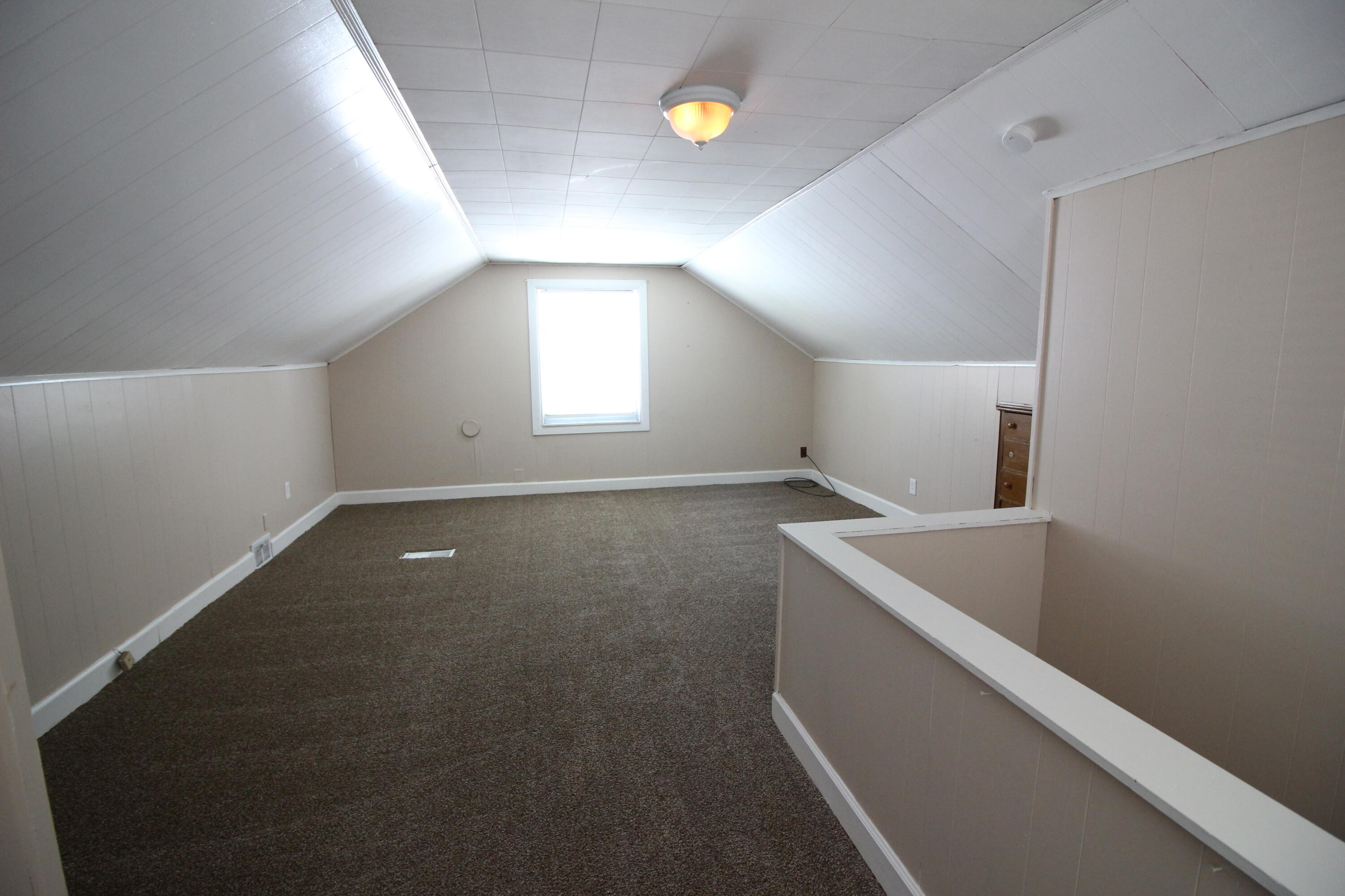 19504 Roger Street Melvindale, MI 48122 - Photo 12 of 18 IMG_6627