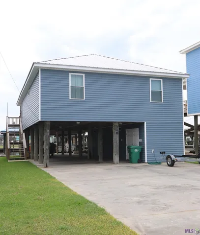 $445,000 | 148 Constantin Drive, Golden Meadow, LA 70357