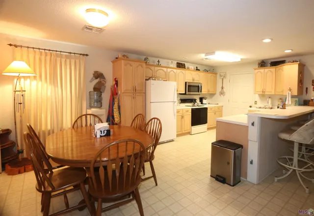 $445,000 | 148 Constantin Drive, Golden Meadow, LA 70357