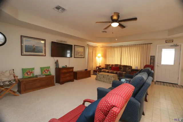 $445,000 | 148 Constantin Drive, Golden Meadow, LA 70357