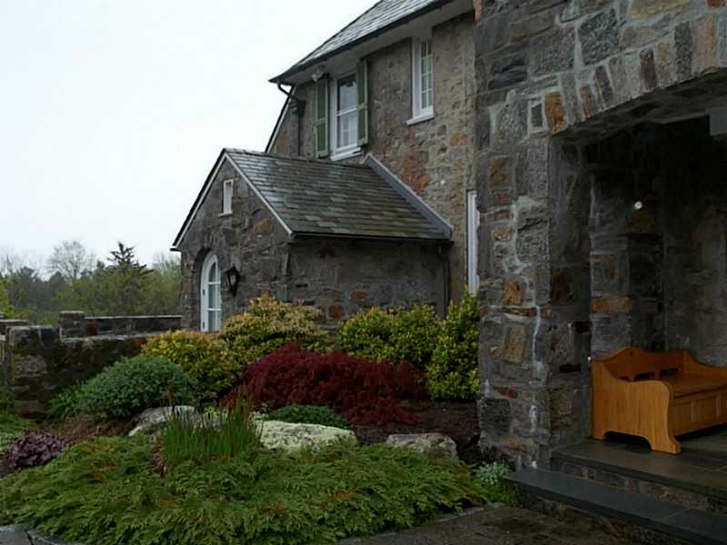 9 Massachaug Road Westerly, RI 02891 - Photo 23 of 23 Exterior Front.