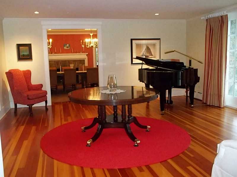 9 Massachaug Road Westerly, RI 02891 - Photo 4 of 23 Den/Family/Great Room.