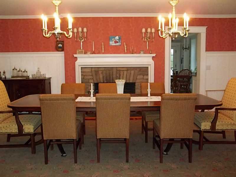9 Massachaug Road Westerly, RI 02891 - Photo 5 of 23 Dining Room.