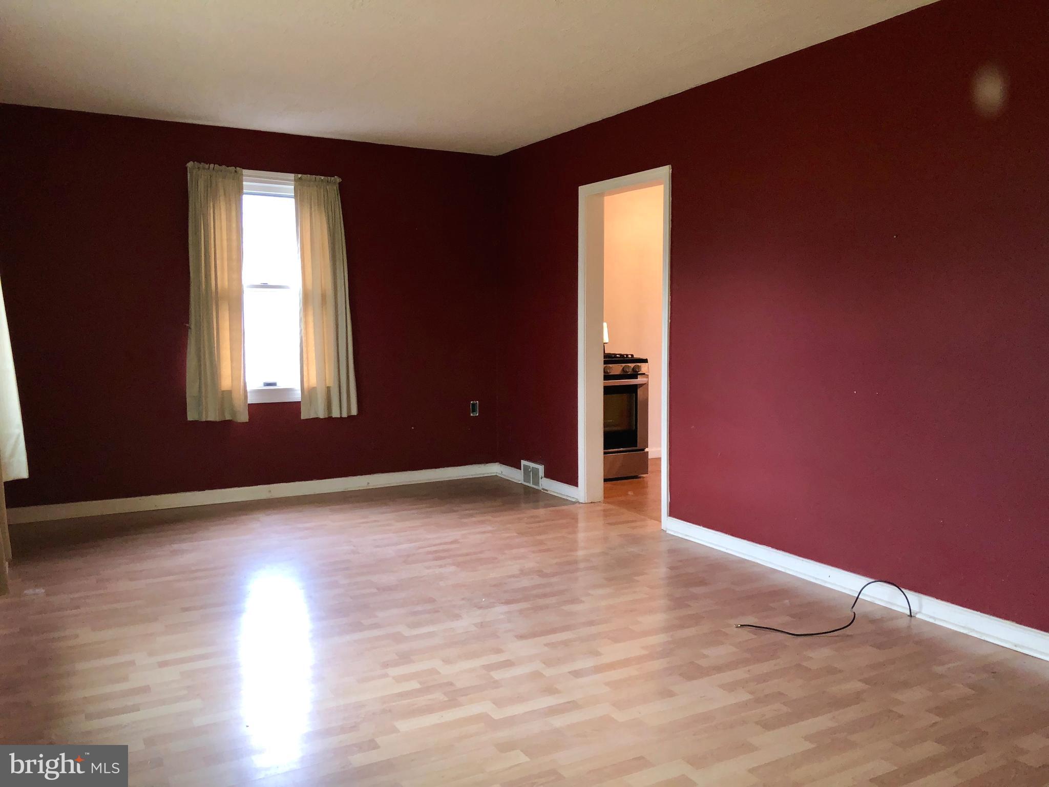 1905 Carton Road Hatboro, PA 19040 - Photo 5 of 18 Living Room