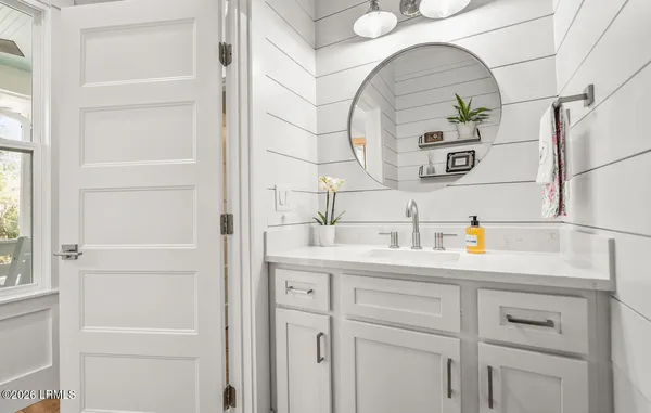 $1,179,000 | 34 Huspah Court North, Seabrook, SC 29940