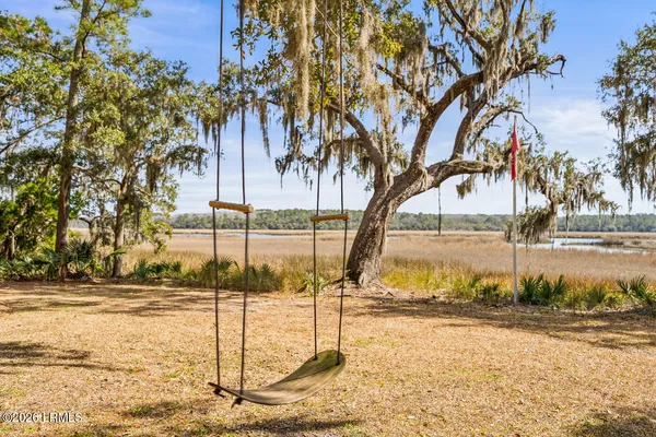 $1,179,000 | 34 Huspah Court North, Seabrook, SC 29940