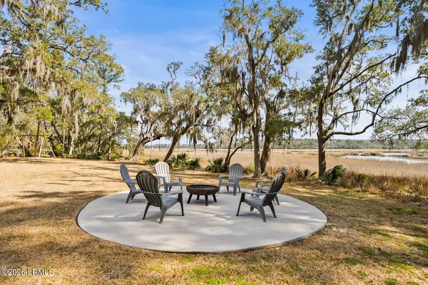 $1,179,000 | 34 Huspah Court North, Seabrook, SC 29940