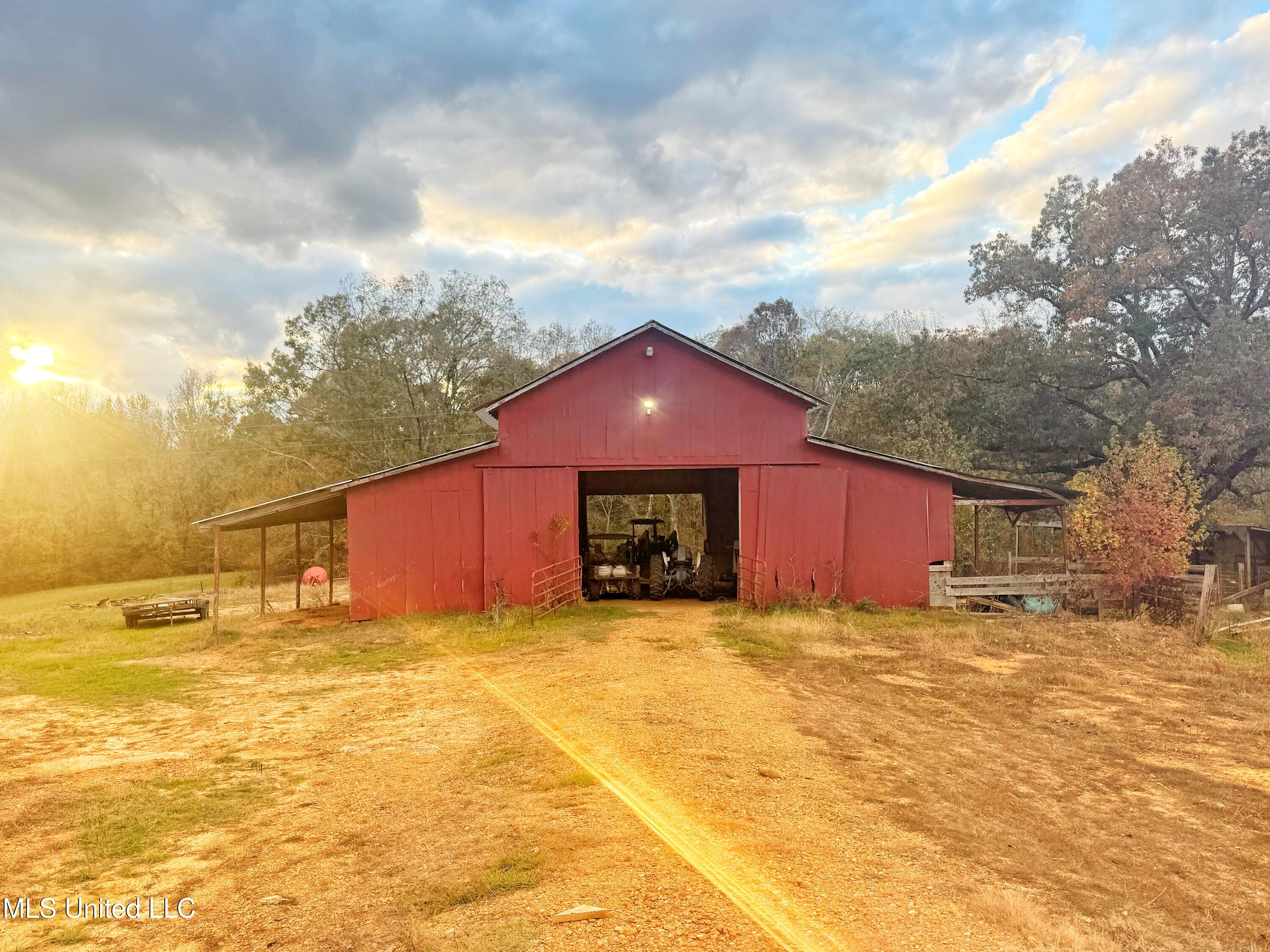 29195 Highway 4 Coldwater, MS 38618 - Photo 40 of 52 IMG_1127